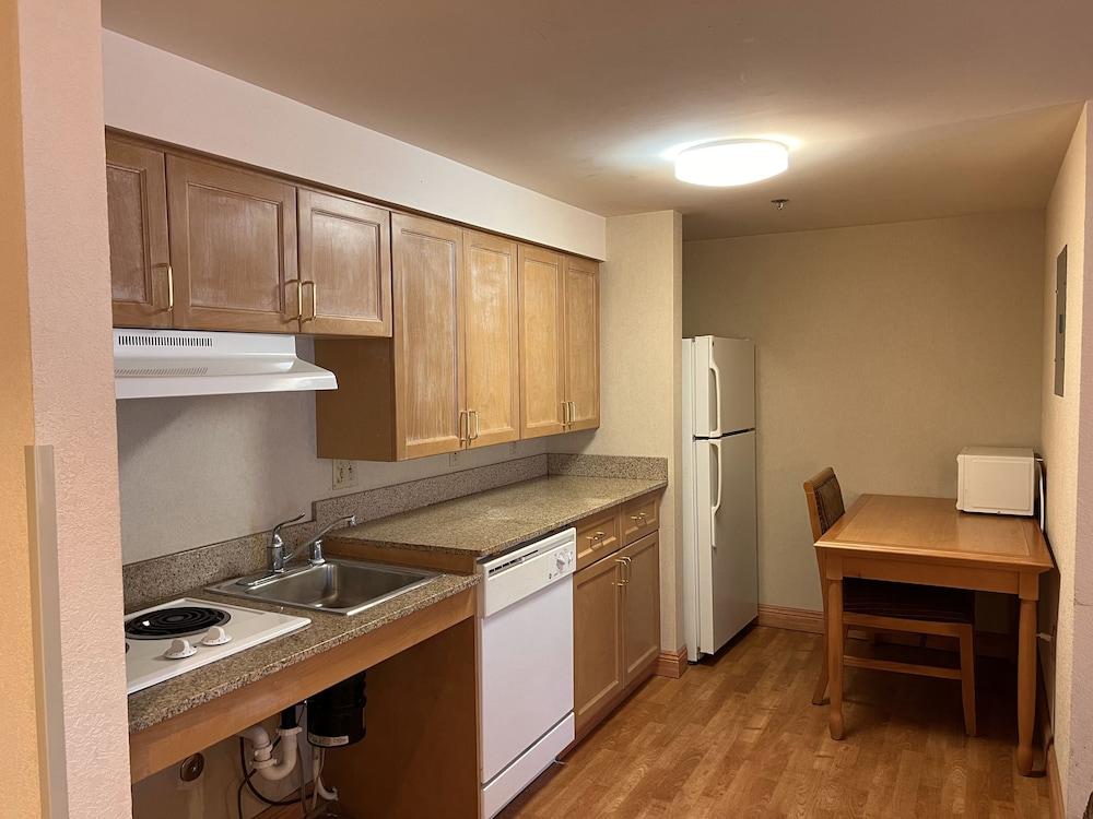 Hyatt House Colorado Springs Airport Hotell Exteriör bild