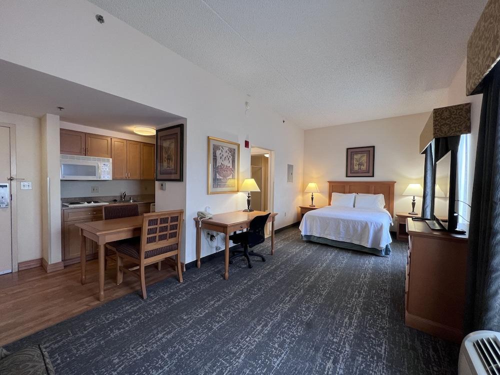 Hyatt House Colorado Springs Airport Hotell Exteriör bild