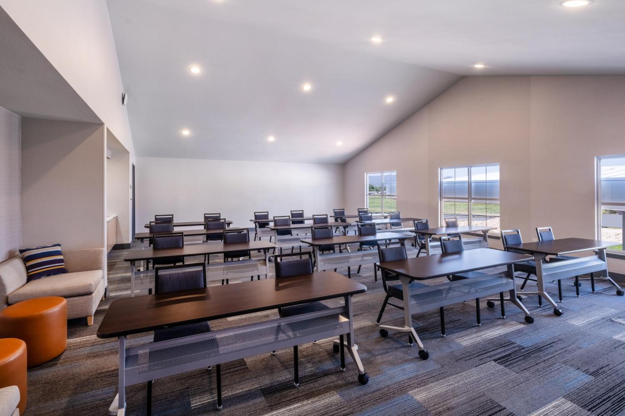 Hyatt House Colorado Springs Airport Hotell Exteriör bild