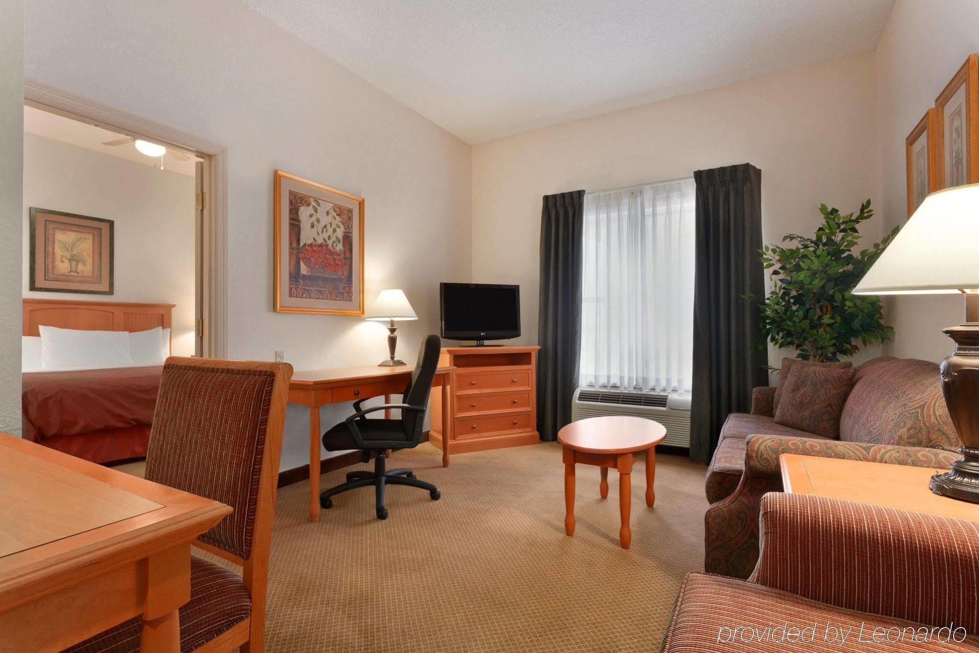 Hyatt House Colorado Springs Airport Hotell Exteriör bild